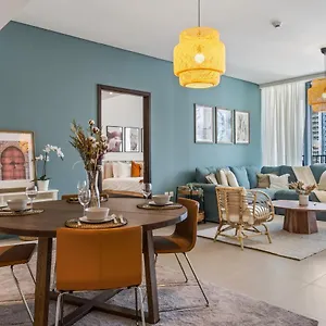 high-end-chic-2bdr-apartment-in-downtown-dubai.sharjah-hotels.com/